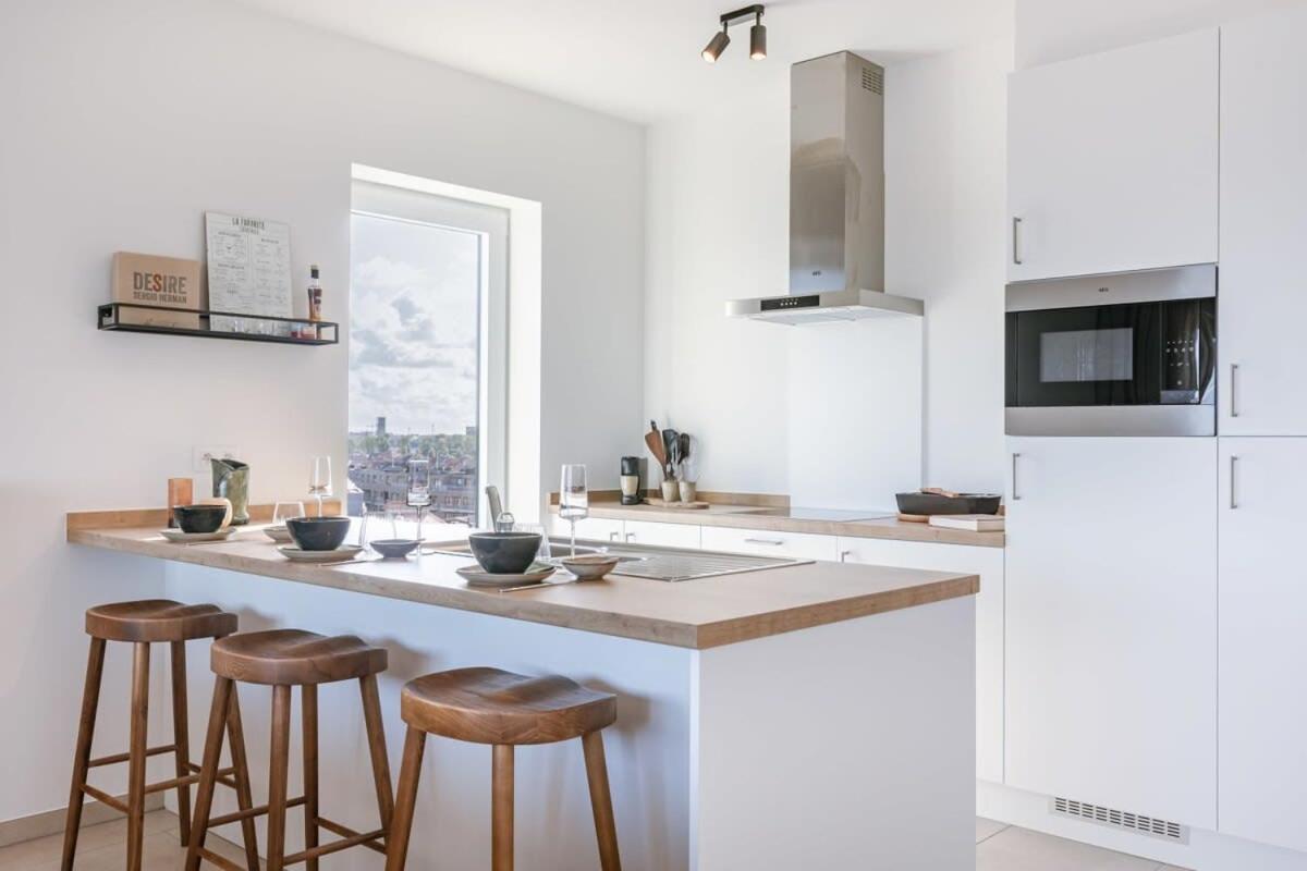Huswell - Lovely New Apartment At The Harbor + Parking Brugge Buitenkant foto
